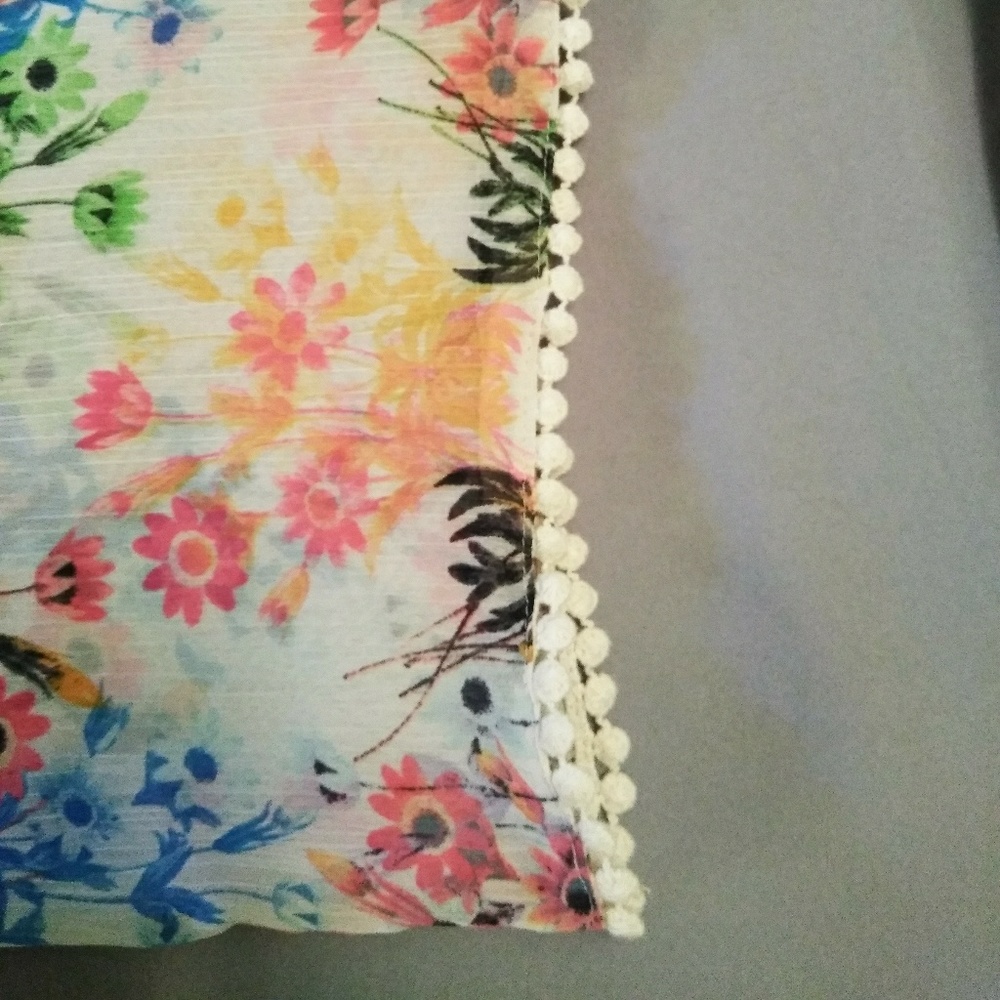 🌺FREE WITH PURCHASE OVER $10***KIMONO STYLE TOP - Picture 4 of 5